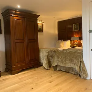 23 Mayfield 5* Edinburgh